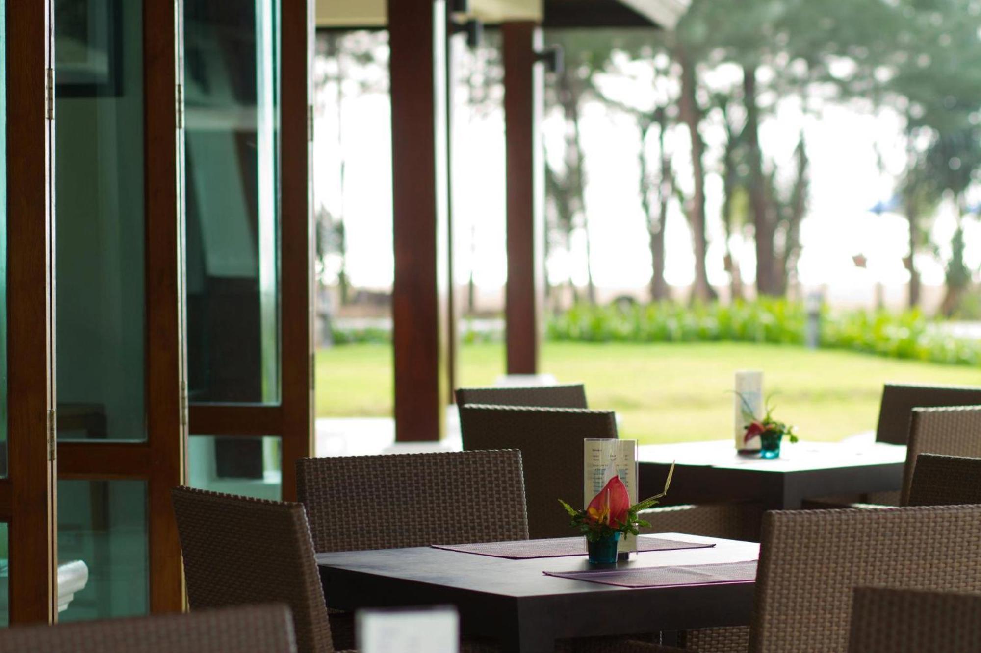 Khaolak Blue Lagoon Resort - Sha Extra Plus Khao Lak Exterior foto